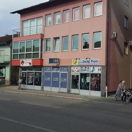 Prekounje Apartamento Bihać Exterior foto